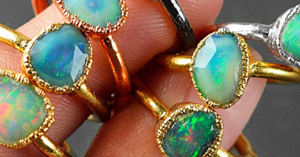 Opal Gemstone Uses Benefits Attract Love Abundance Fortune  Zodiac  Birthstones For Venus In Astrology